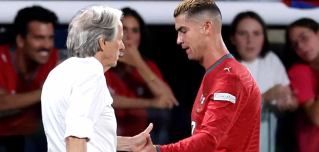 جورجي جيسوس يحدد وضع كريستيانو رونالدو في قائمة البدلاء: ماذا يعني ذلك للمنتخب البرتغالي؟
