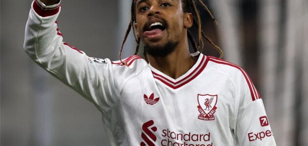 برادلي باركولا يسطع: هاتريك مدهش يحقق ليفربول فوزاً كاسحاً على لوسك في دوري أبطال أوروبا