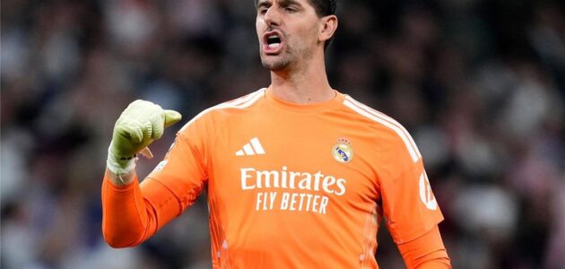 تيبو كورتوا يعلن تألقه بعد رباعية ريال مدريد على لايبزيج: الفوز لا بد منه أمام برشلونة